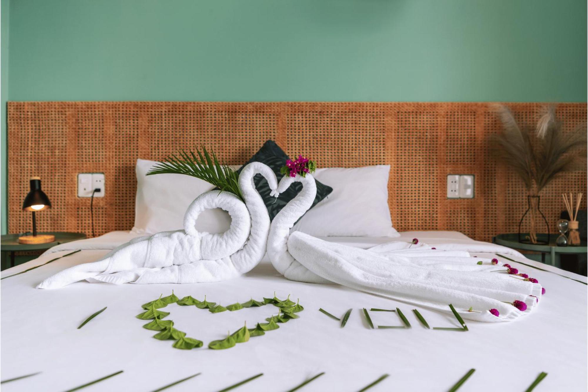 Leaf Hotel Phu Quoc Exterior photo